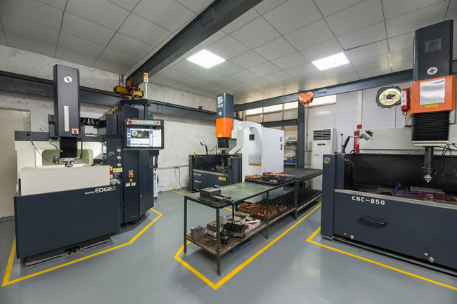 以模具为代表的制造业 以模具为代表的制造业