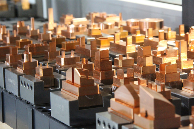 电极.jpg 电极.jpg