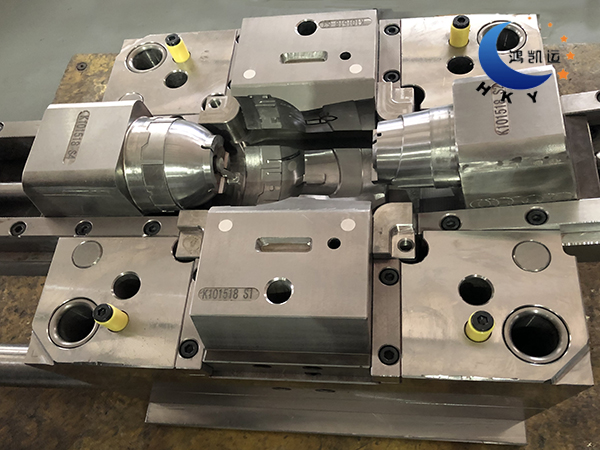 汽车配件模具注塑加工 图2.jpg